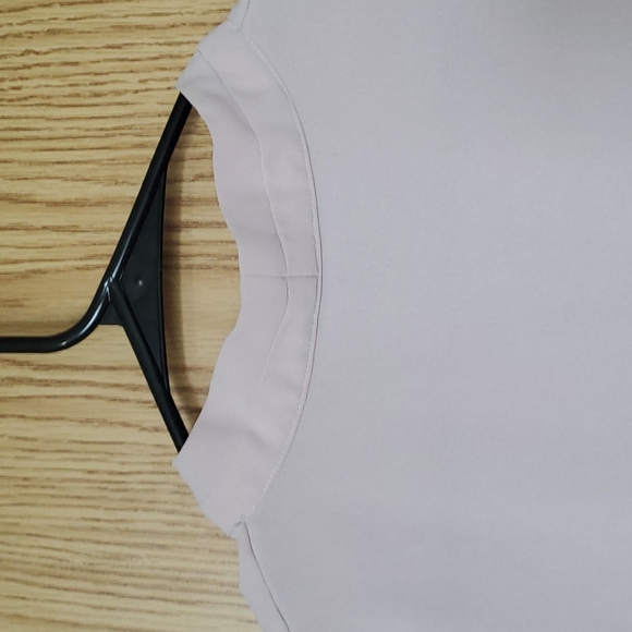 Pink sleeveless blouse - Picture 3 of 5